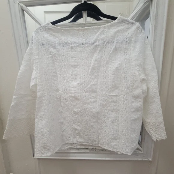 Gap‎ Floral Embroidered Eyelet White Blouse M EUC Cottagecore Preppy Boho - Picture 3 of 7